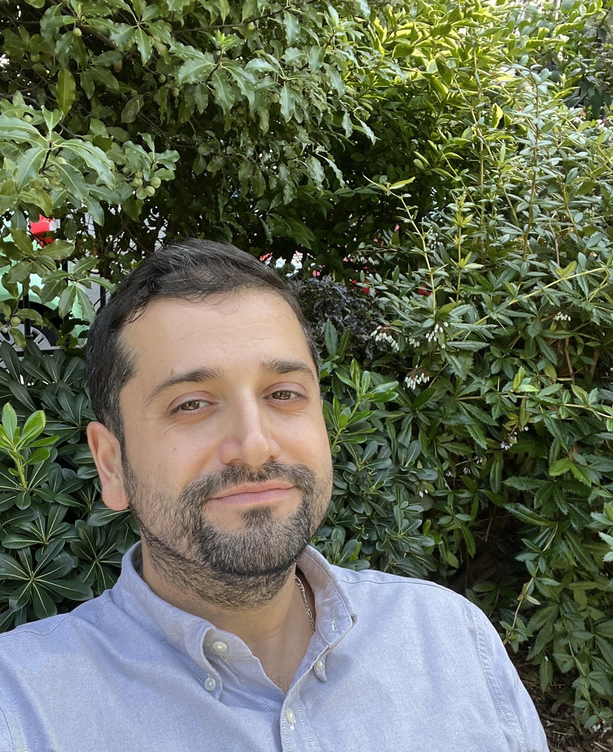 Portrait d'Akif Agirbas